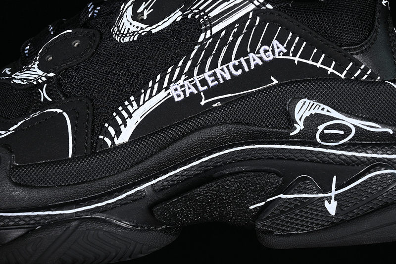 Balenciaga TRIPLE S TRAINER