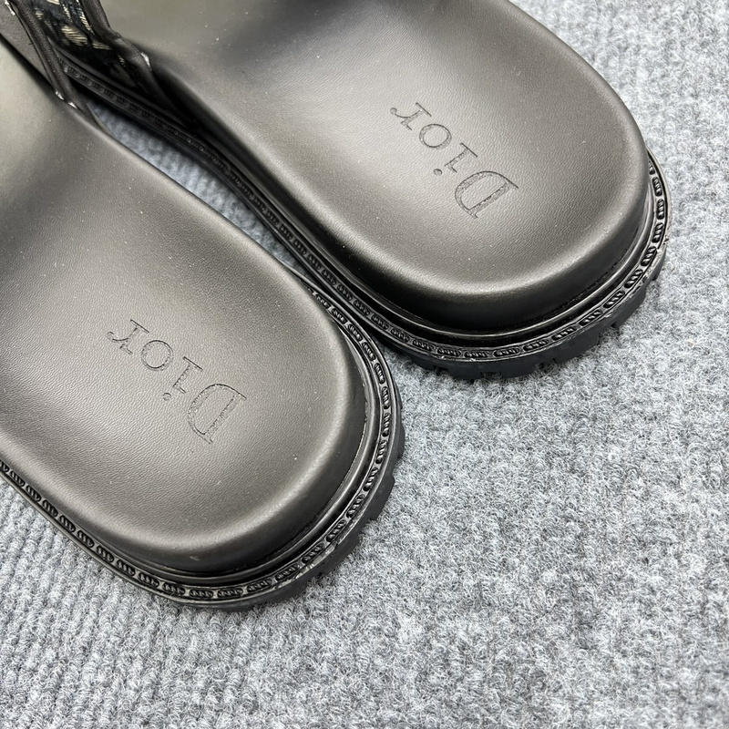 D1OR AQUA SANDAL (EU39-EU45)