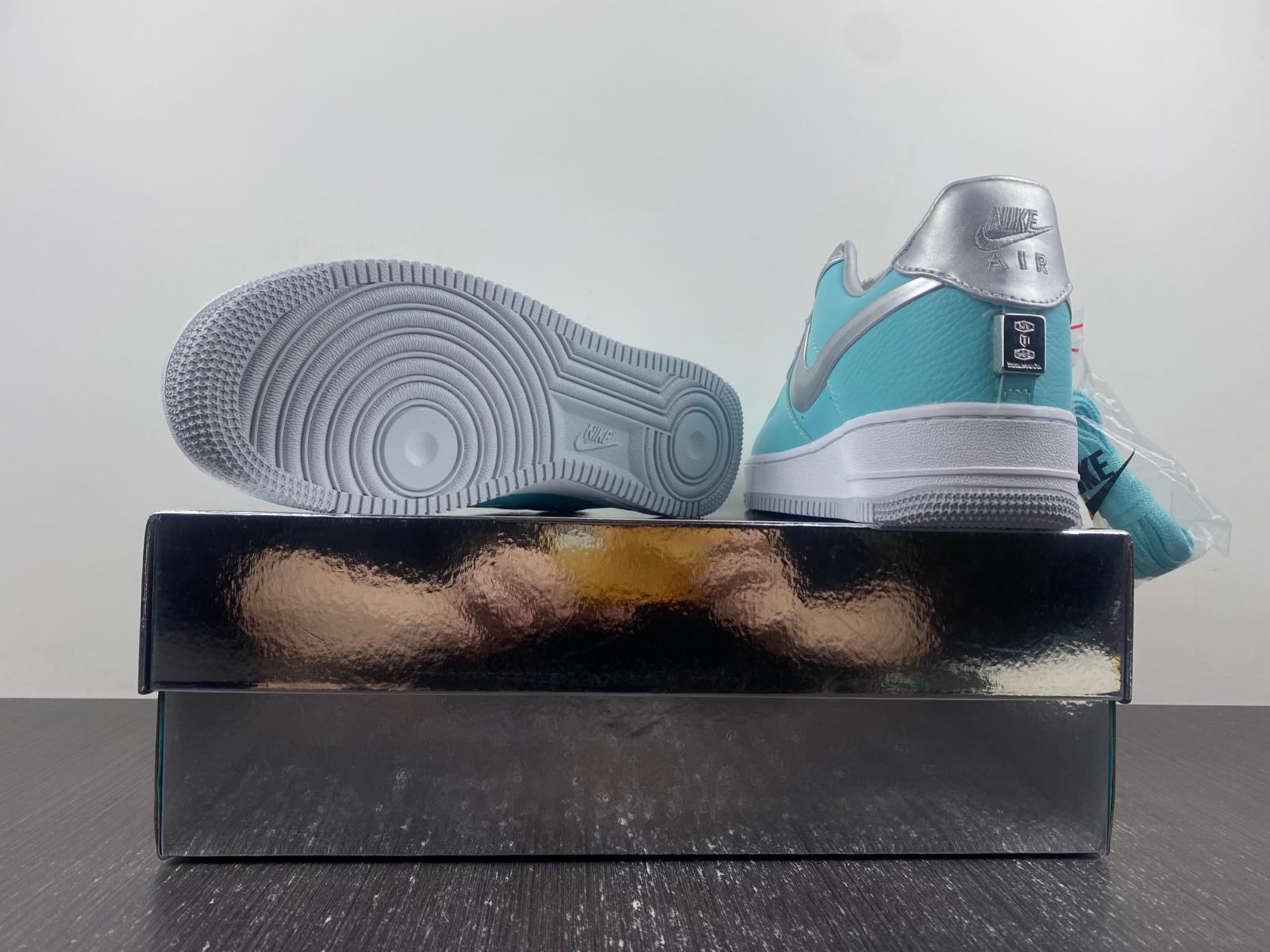 Tiffany & Co. x Nike Air Force 1 Low