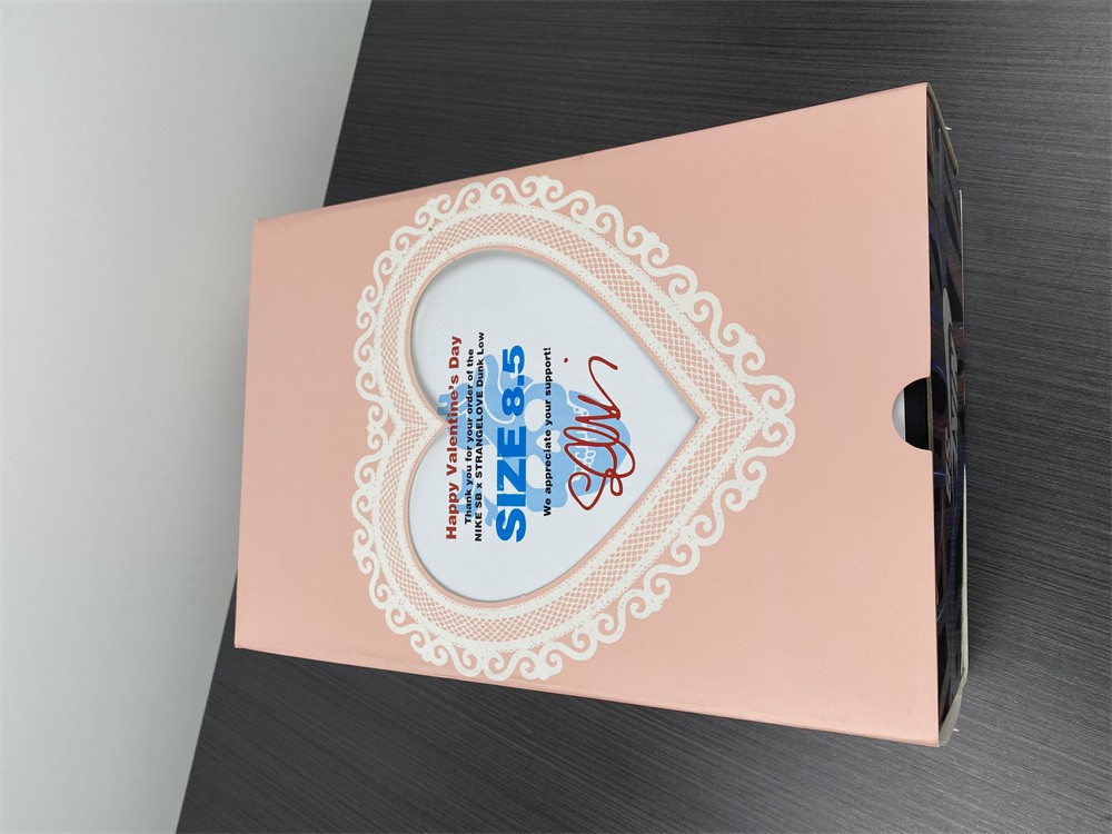 Dover Street Market Nike Dunk Low DH2686-100