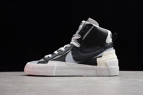 Nike Blazer Mid sacai Black Grey BV0072-002