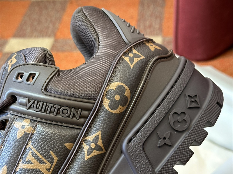 LV Trainer Maxi Sneaker