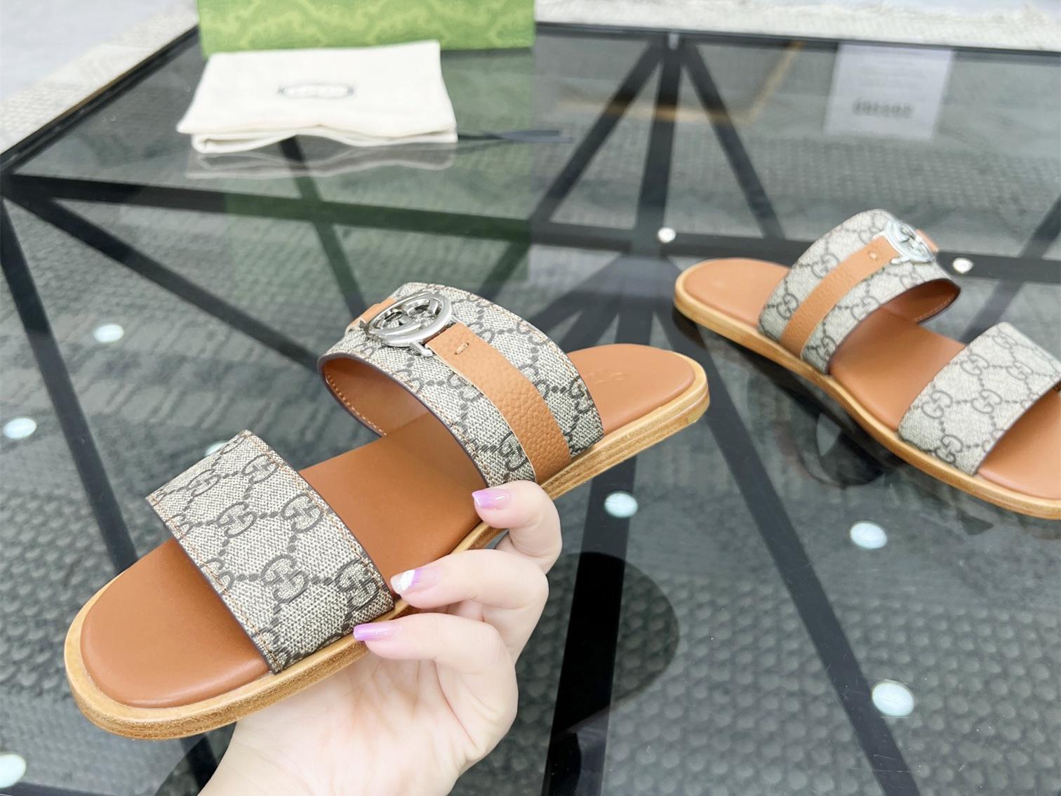 GUCCI SLIDE (EU38-EU46)