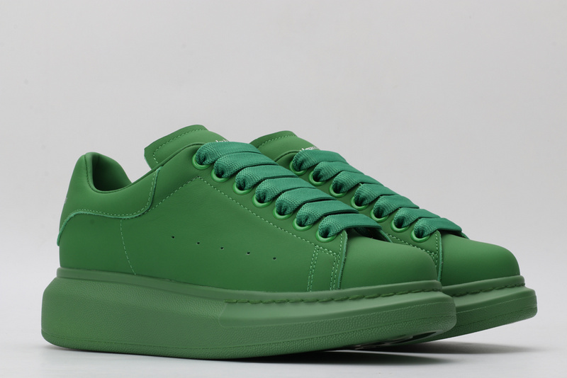 MCQUEEN OVERSIZED SNEAKER