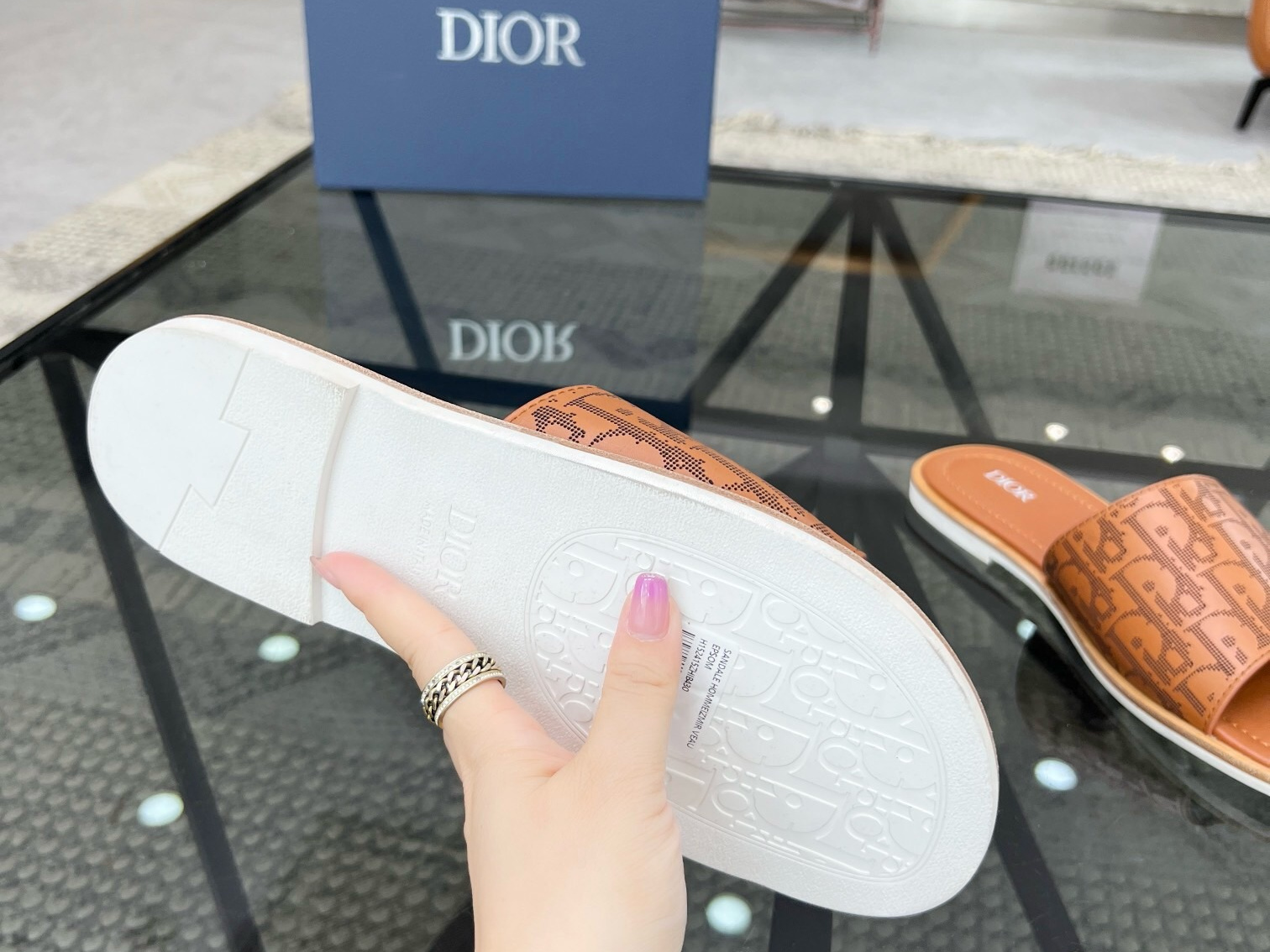 DIOR SLIDE (EU38-EU46)