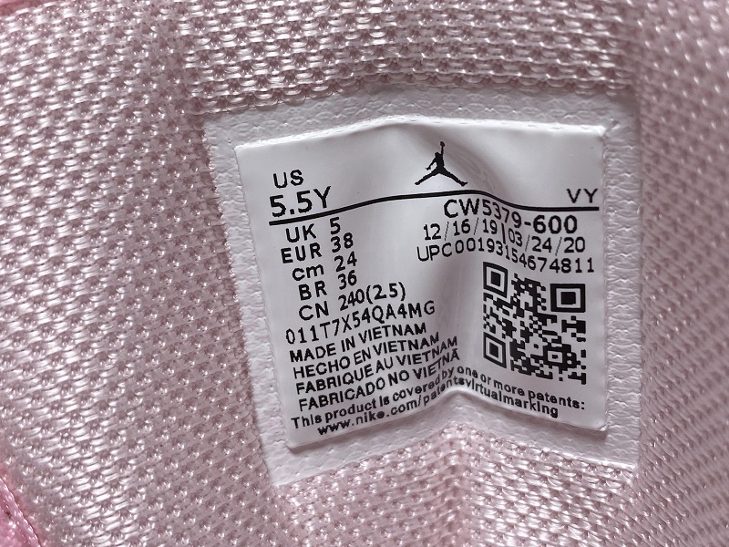 Air Jordan 1 Mid “Digital Pink” CW5379-600