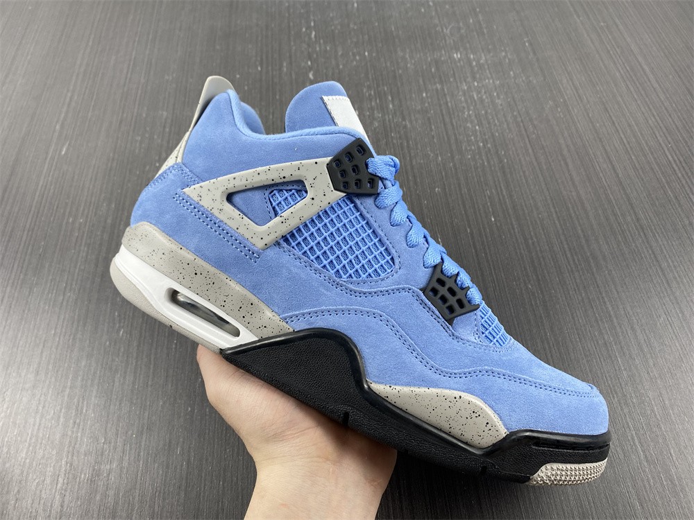 Air Jordan 4 University Blue CT8527-400