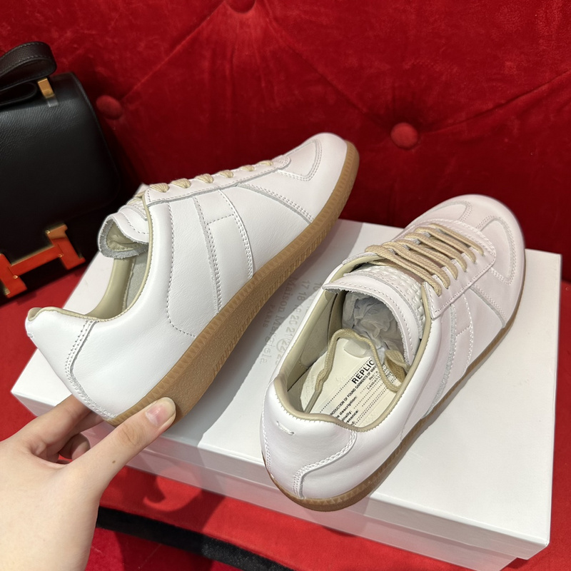 Maison M0rgiela Trainer (GATs)