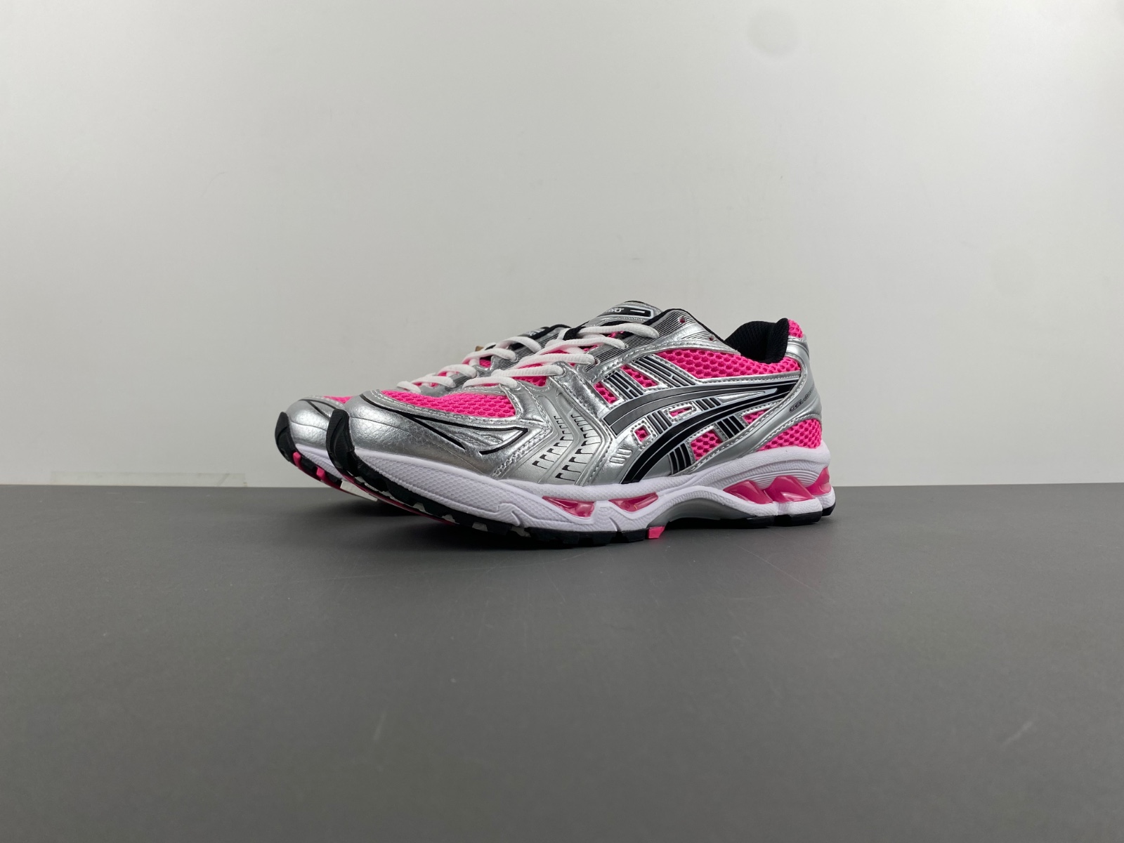 ASICS GEL-Kayano 14 Silver pink black 1201A019-700
