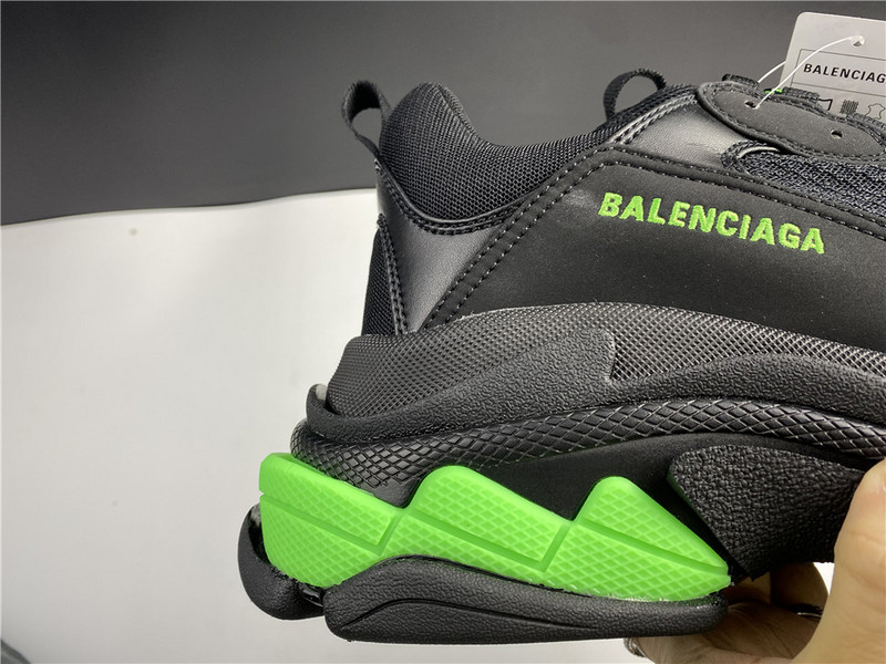 Balenciaga TRIPLE S TRAINER