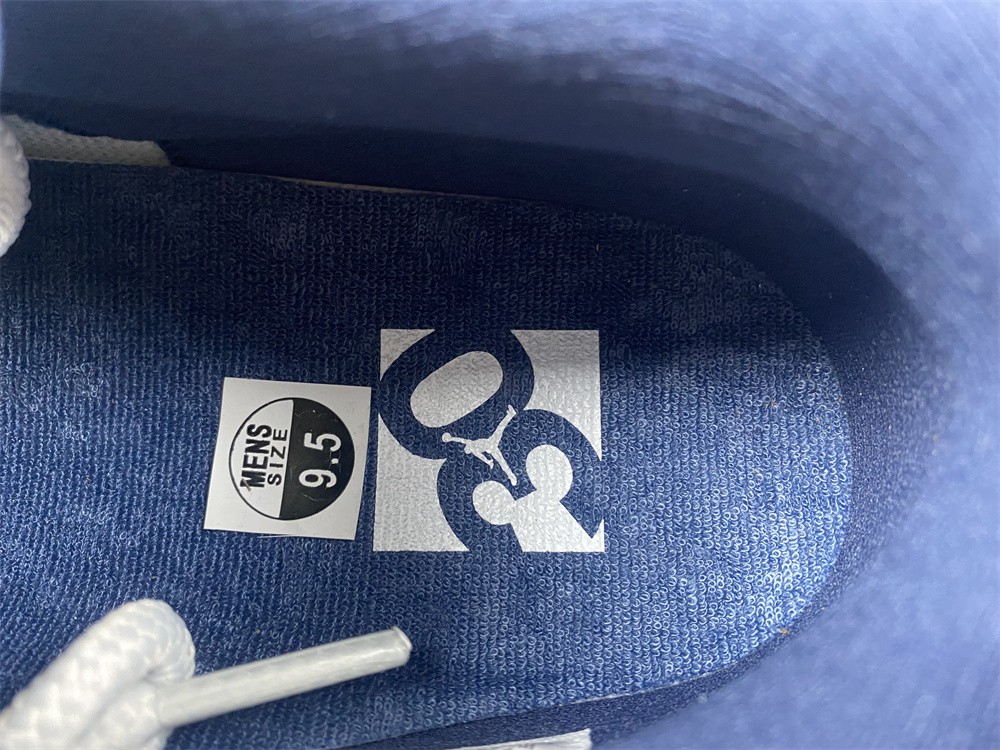 Air  Jordan 11 Retro Low Georgetown 528895-007