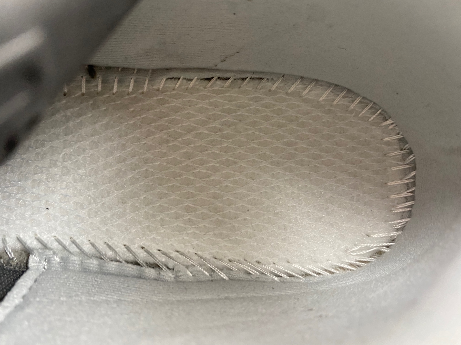 New Balance 2002R Marblehead Light Aluminum - ML2002RC