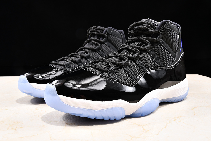 Air Jordan 11 Retro