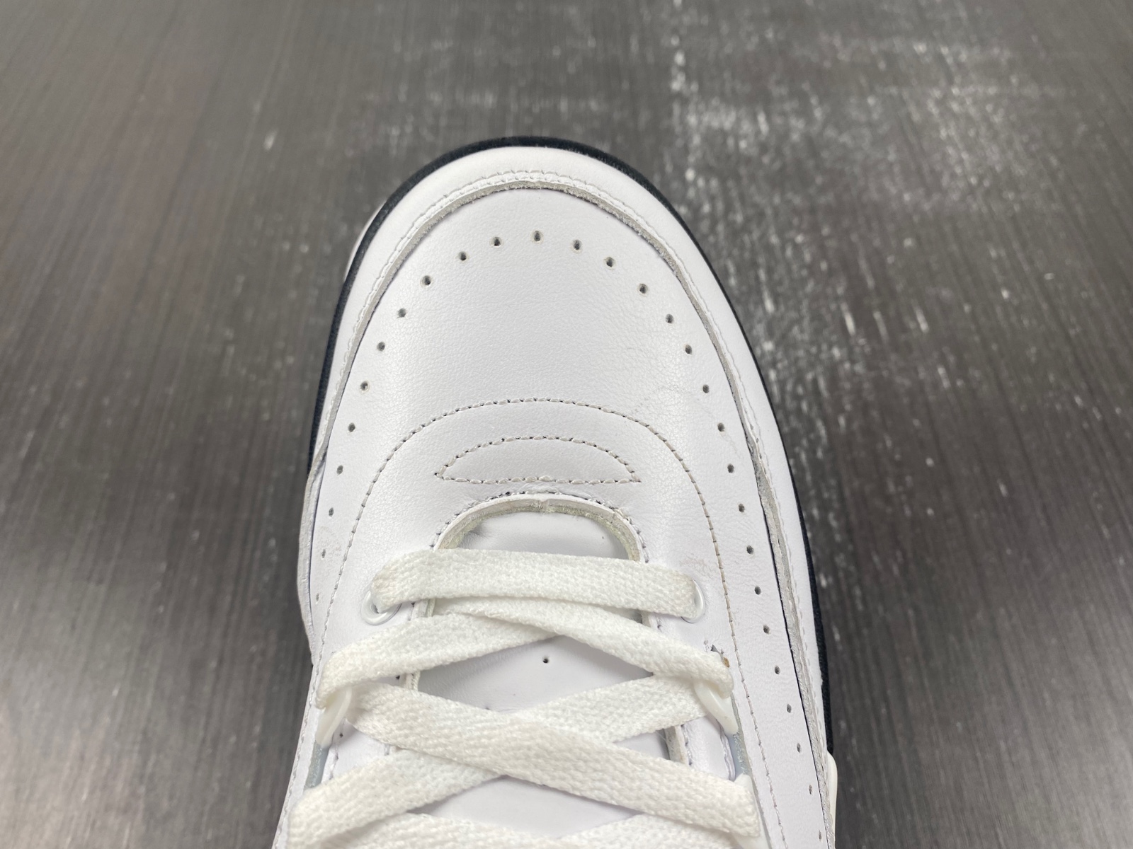 Air Jordan 2 OG "Chicago" 2022 Retro DX2454-106