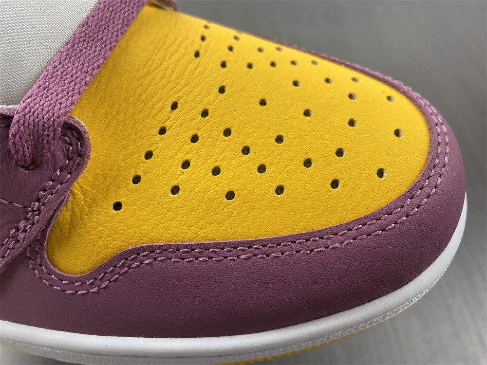 Air Jordan 1 "Brotherhood" 555088-706