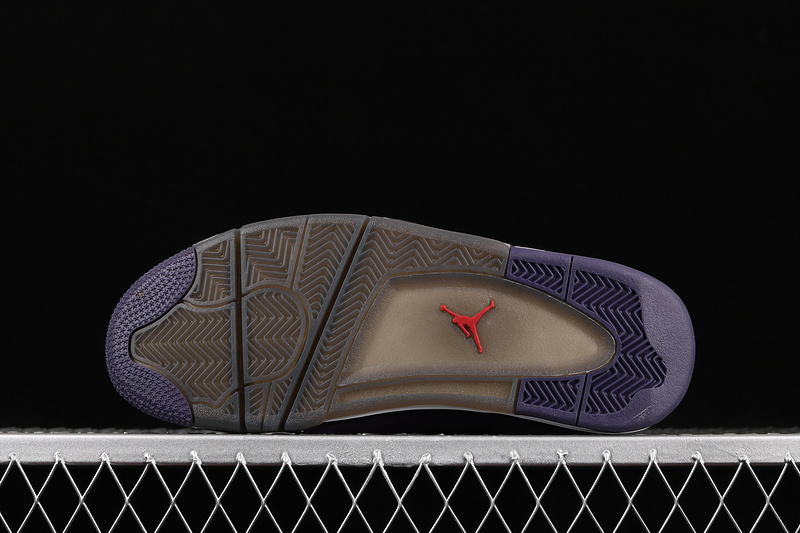 Travis Scott x Air Jordan 4 Retro 