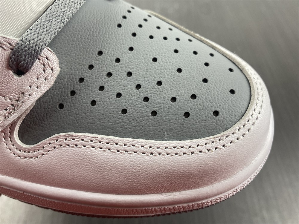 Air Jordan 1 High OG "Stealth" 555088-037