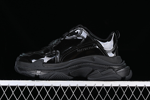 Balenciaga TRIPLE S TRAINER