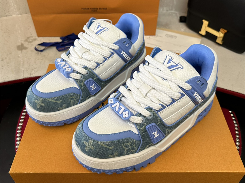 LV Trainer Maxi Sneaker