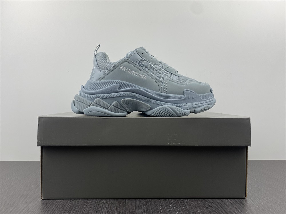 Balenciaga TRIPLE S TRAINER