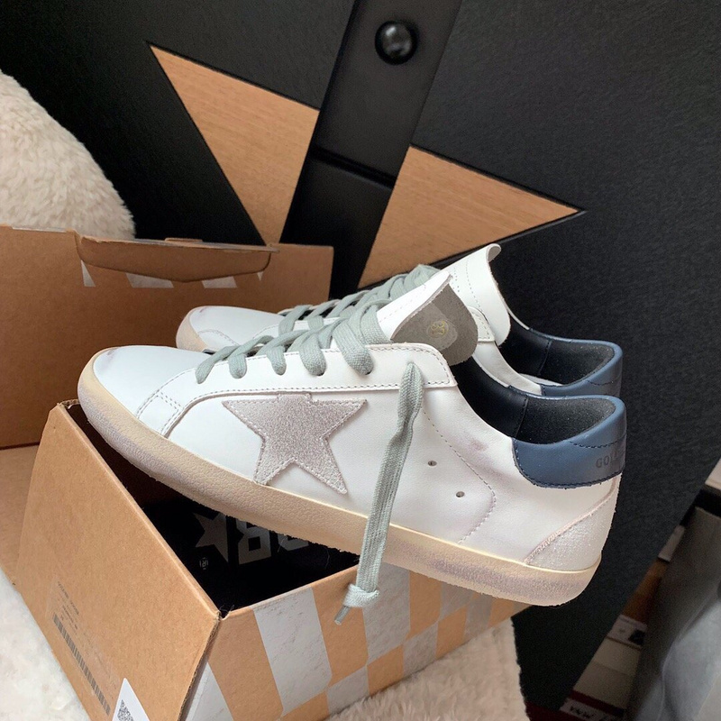 Golden Goose Sneaker