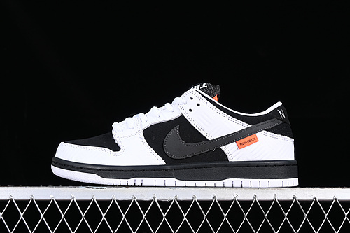 TIGHTBOOTH x Nike SB Dunk Low FD2629-100