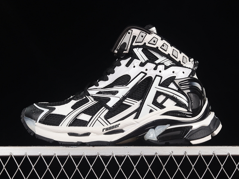 Balenciaga Runner Sneaker