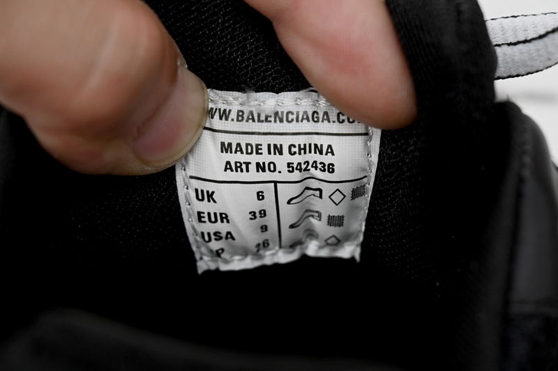 Balenciaga Tess Black And White LED 542023 W1GB1 2045