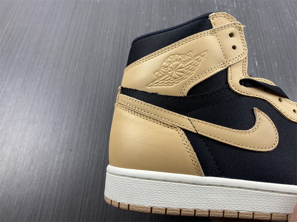 Air Jordan 1 Heirloom 555088-202