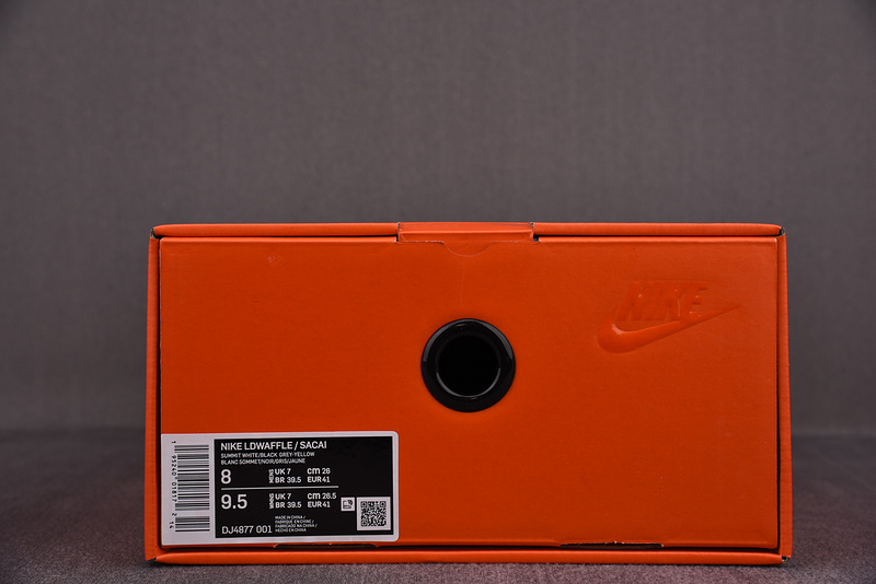 Nike Vaporwaffle sacai Sesame Dark Iris DD1875-500