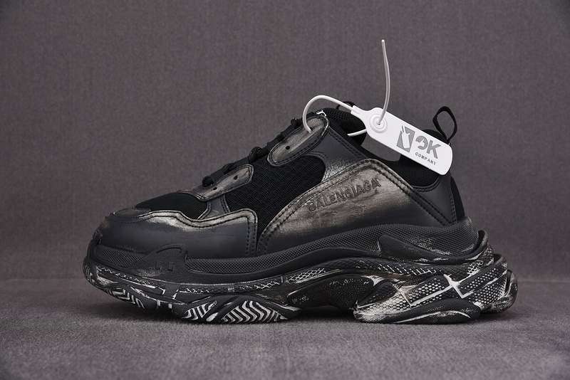 Balenciaga TRIPLE S TRAINER