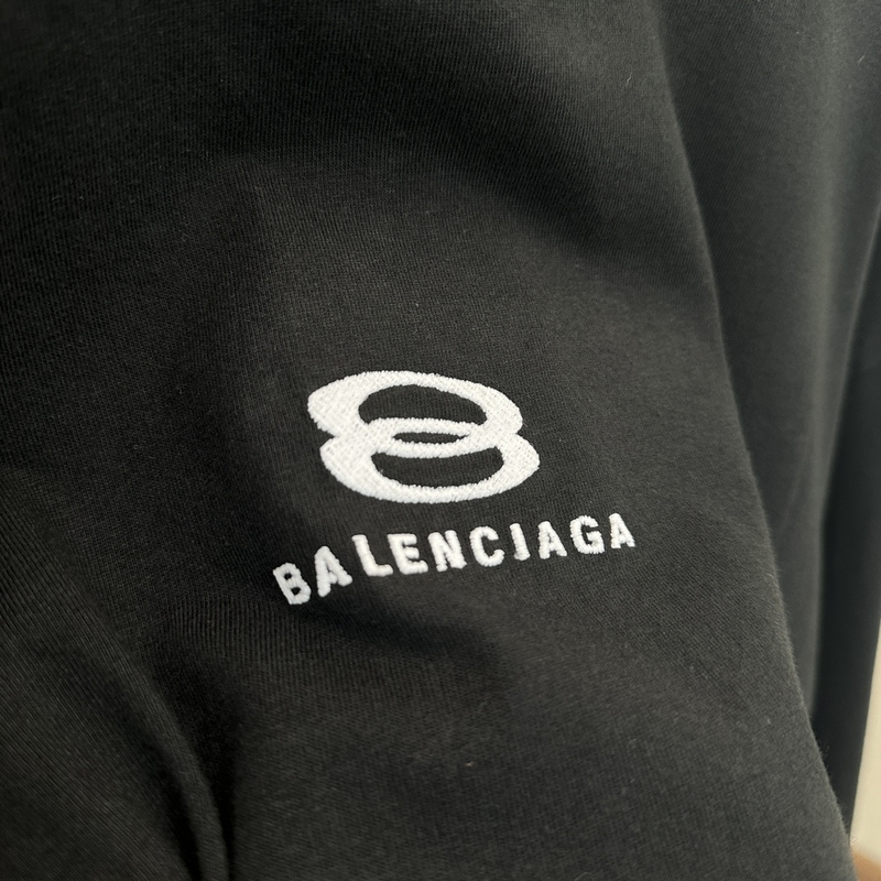 Balenc1aga Long Sleeve 2404012