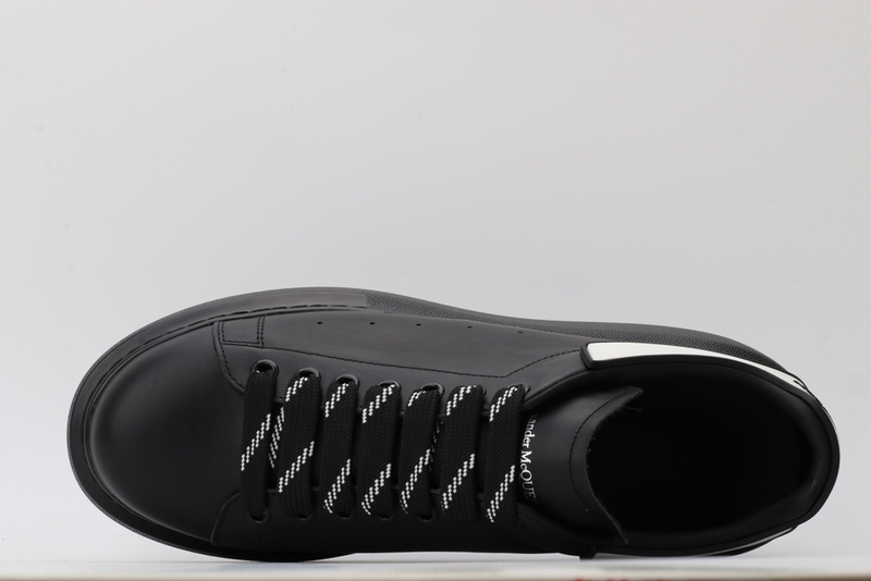 MCQUEEN OVERSIZED SNEAKER