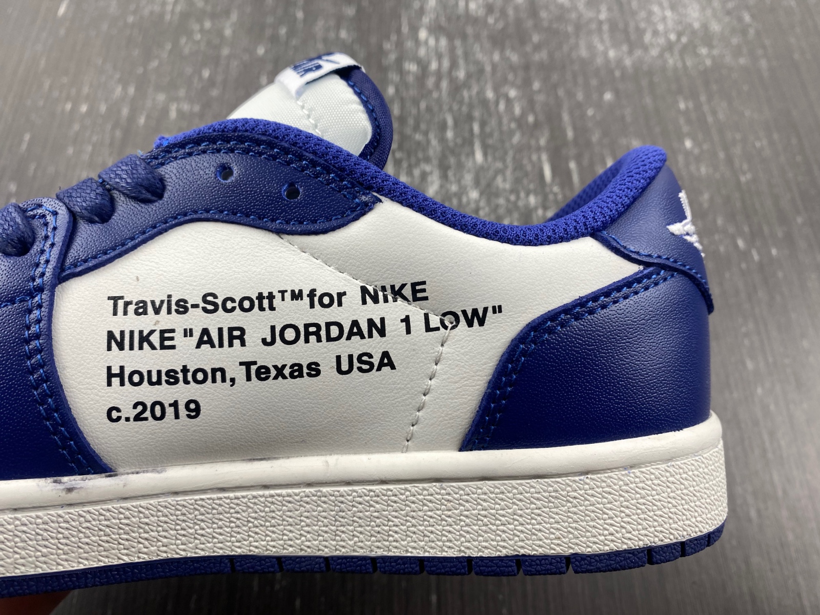 OFF-WHITE x Travis Scott x Air Jordan 1 OW custom