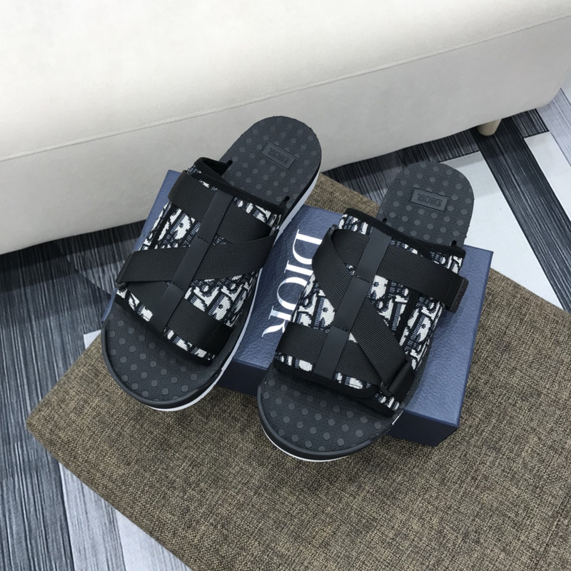 D1OR ALPHA SANDAL