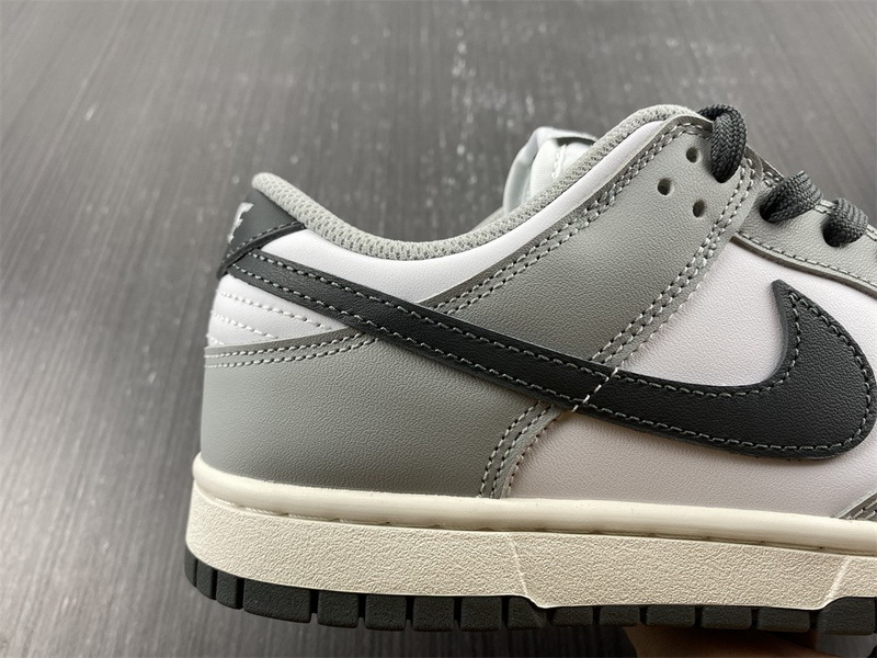 Nike Dunk Low Light Smoke Grey DD1503-117