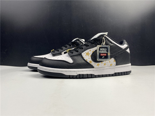 Supre* X Dunk Low OG SB QS 'Black' - DH3228 102