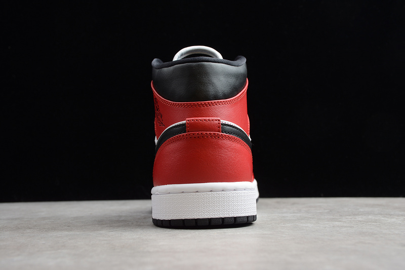 Air Jordan 1 Mid Chicago Black Toe 554724-069