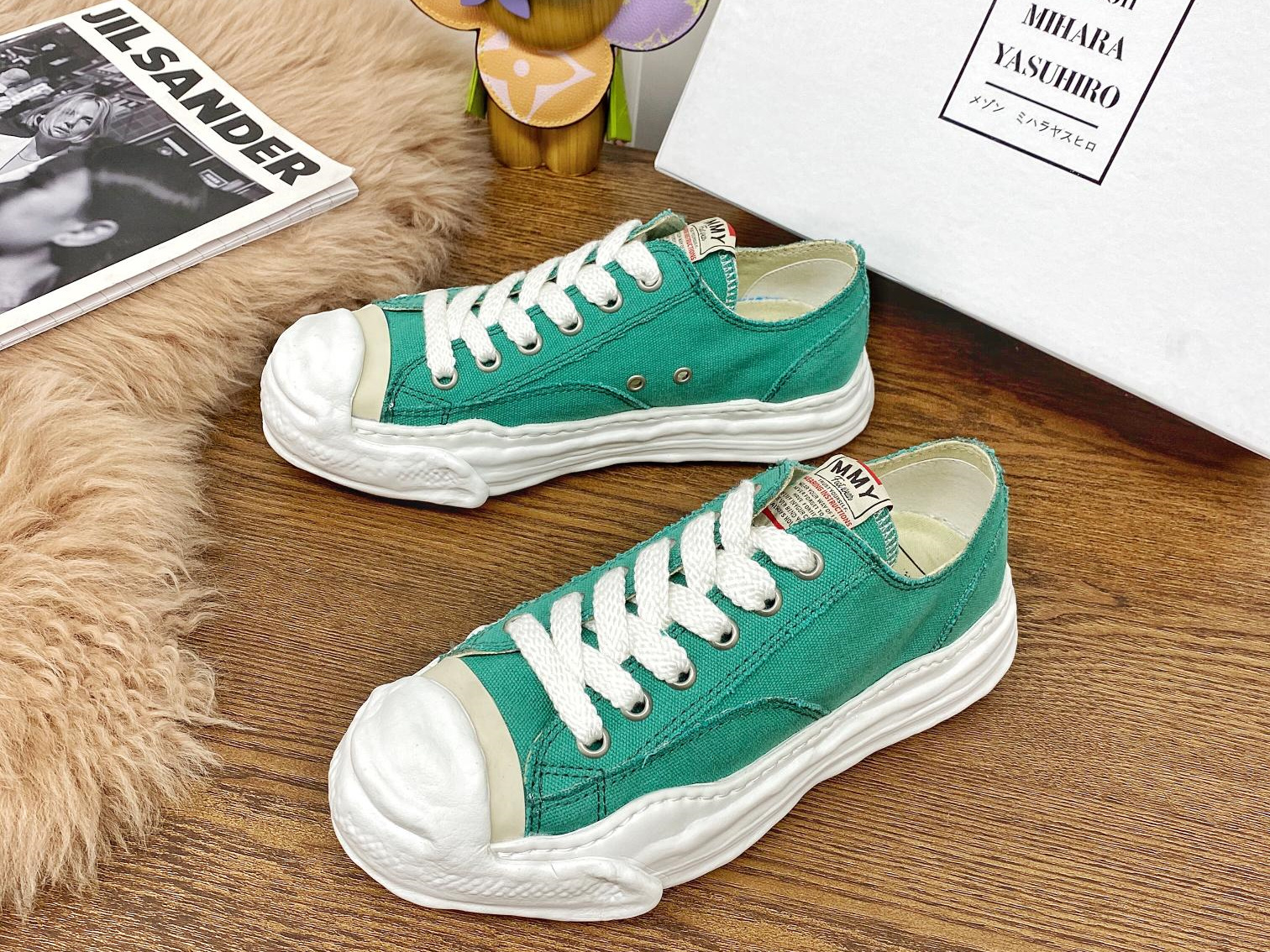 Maison Mihara Yasuhiro Low-Top Sneakers MMY-015