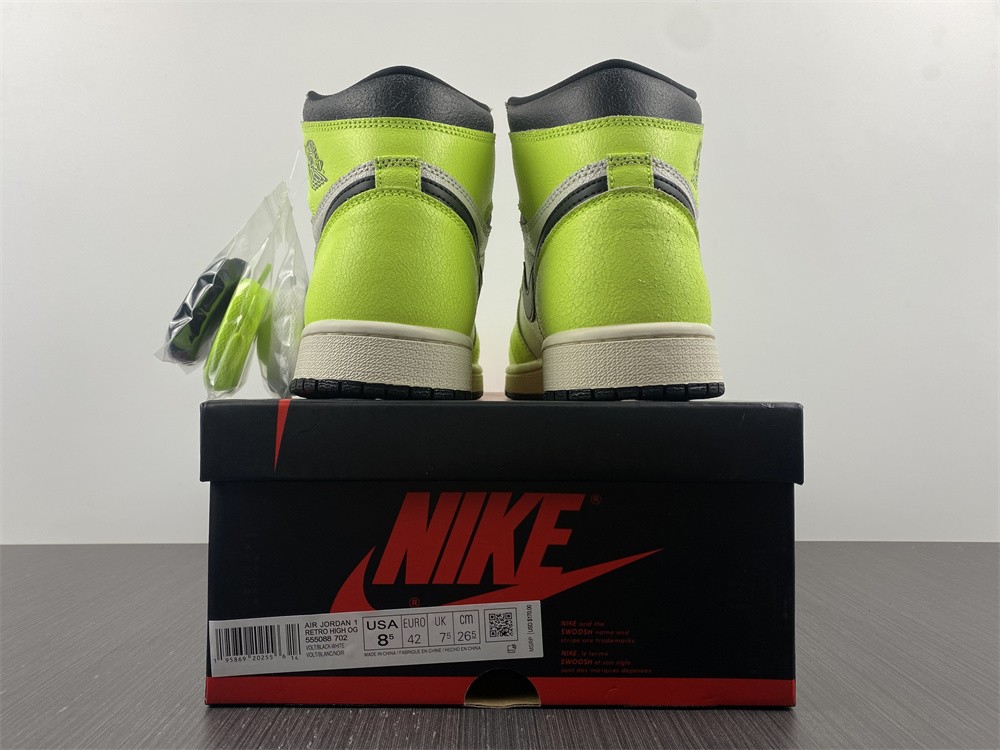 Air Jordan 1 High OG "Volt" 555088-702