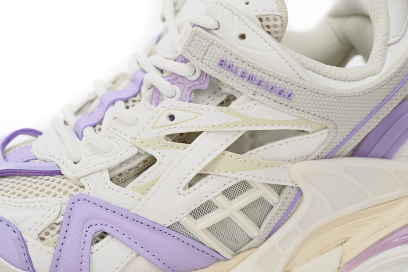 Balenciaga Track 2 Sneaker Military PAICU 568615 W3AE2 5711