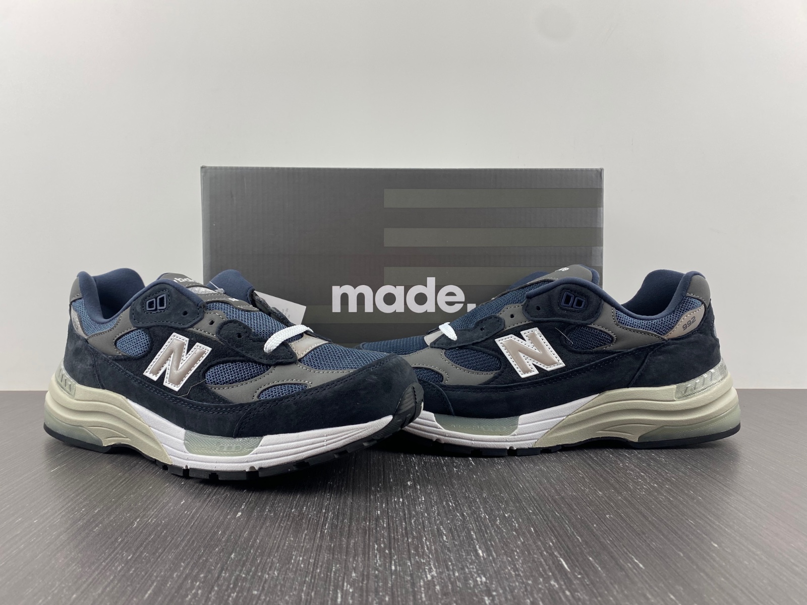 New Balance 992 Navy Grey - M992GG