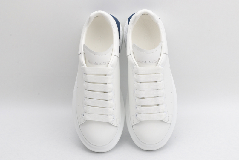 MCQUEEN OVERSIZED SNEAKER