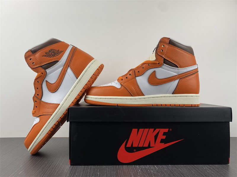 Air Jordan 1 High OG WMNS “Starfish” DO9369-101