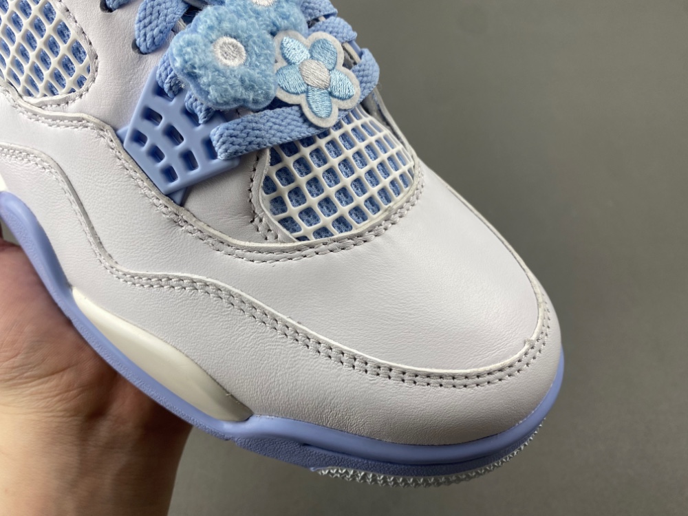Air Jordan 4 “Forget Me Not”HV0823-100