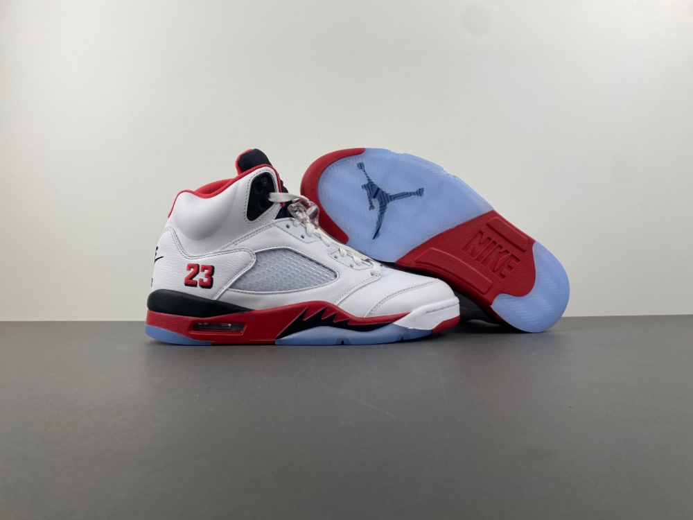 Air Jordan 5 “Fire Red Black Tongue”HQ7978-101