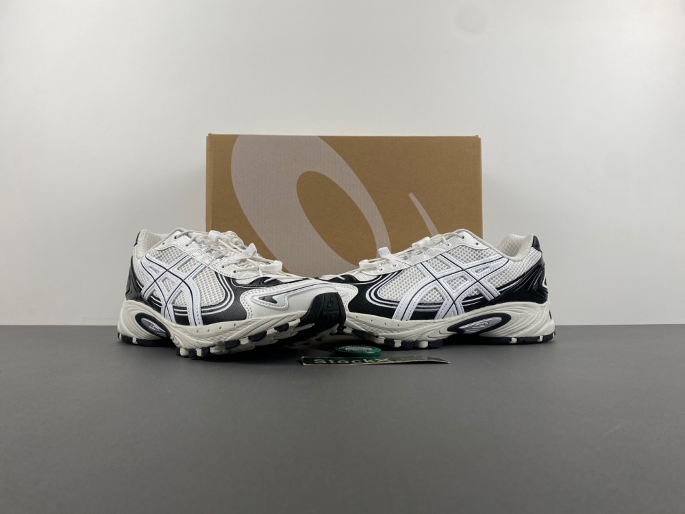 Asics Gel-Kahana Tr V4 "Black Silver" 1203A497-100