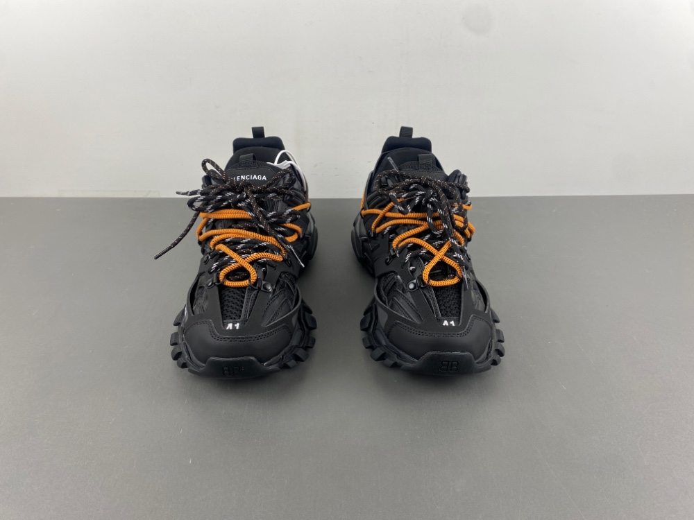 Balenciaga Track Trail Laces3.0  800592 WTRHK 1000