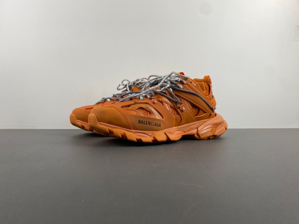 Balenciaga Track Trail Laces3.0  800592 WTRHK 7000