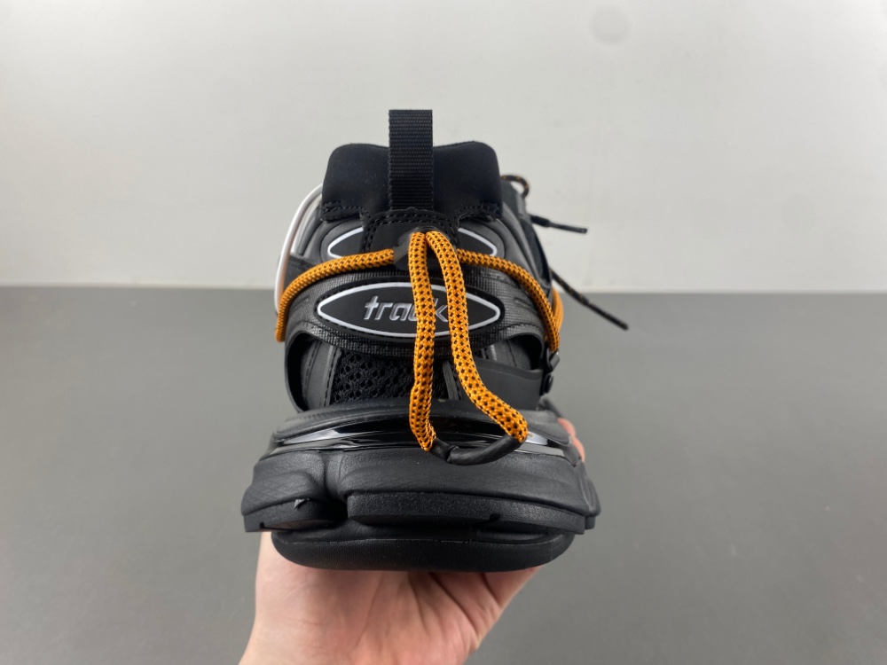 Balenciaga Track Trail Laces3.0  800592 WTRHK 1000